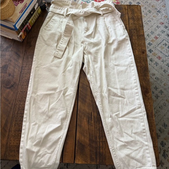 Who What Wear Denim - Sz 8 Who What Wear Beige Cream Soft Baggy Jeans with Belt